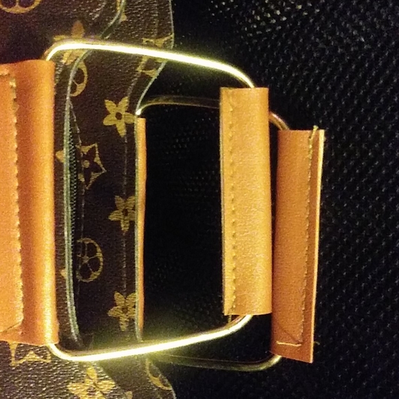 Handbag - Picture 3 of 4